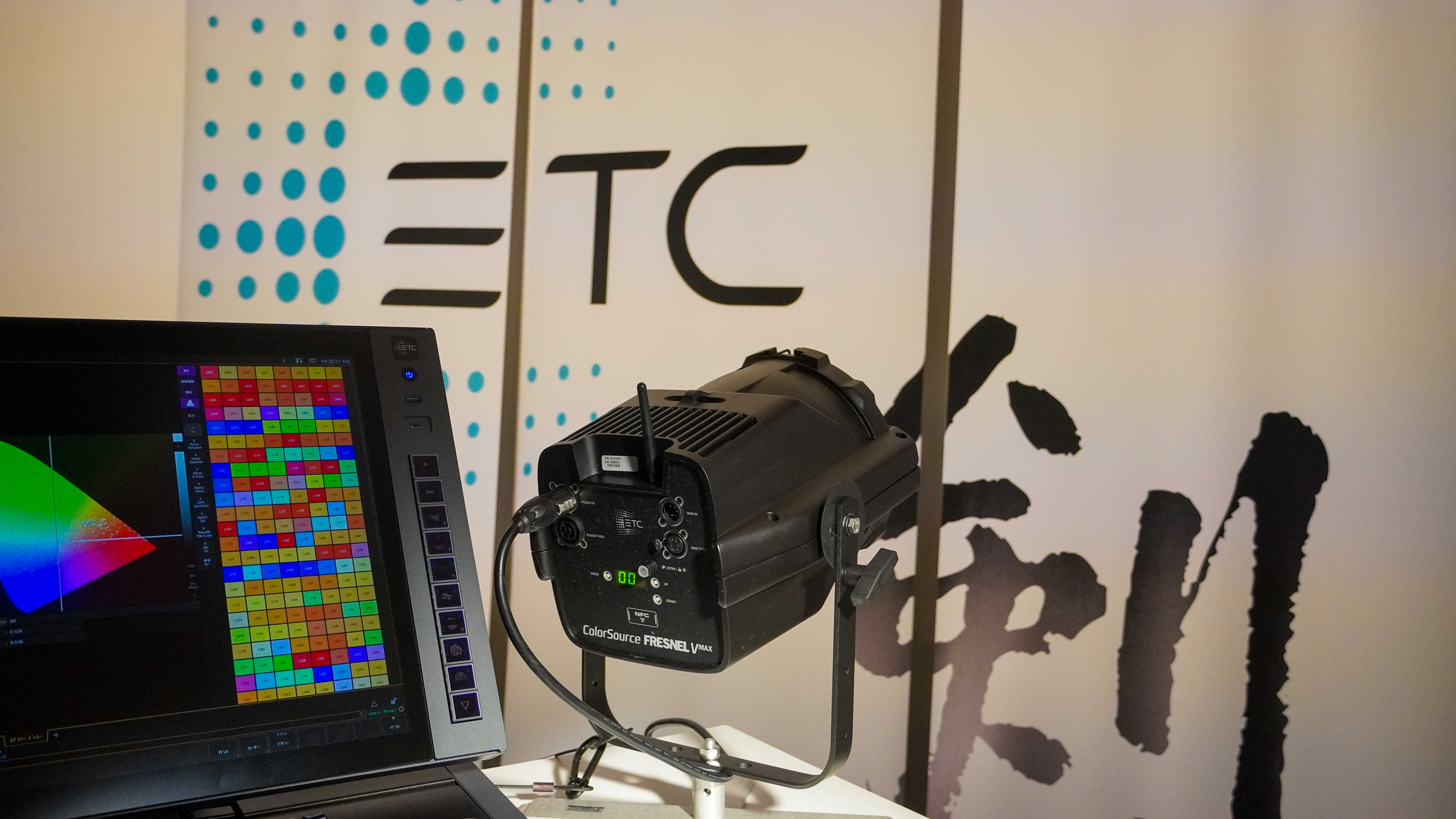 ETC社最新製品ご紹介〜映像制作へステージ照明を-ETC製品と活用のご提案